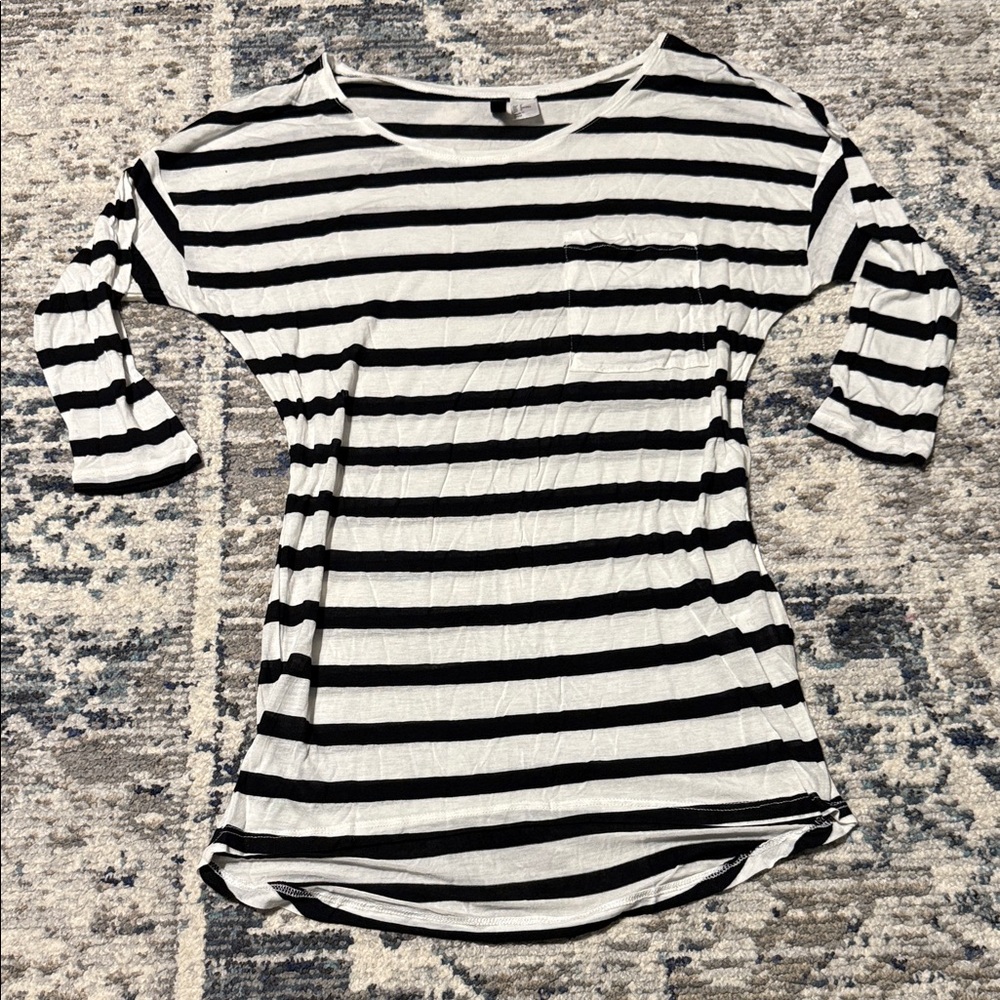 H&M Divided Black and White Striped Women's Tunic Top